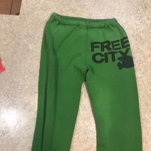rare green free city sweatpants